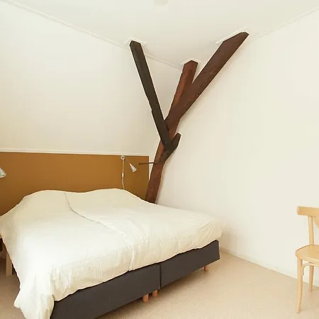 Spacious Holiday Home In Bredevoort With Sauna אלטן