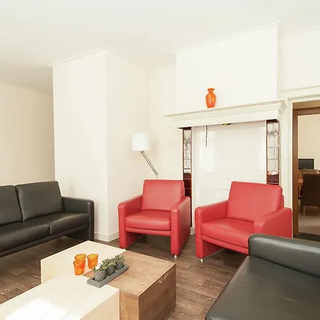 Spacious Holiday Home In Bredevoort With Sauna אלטן